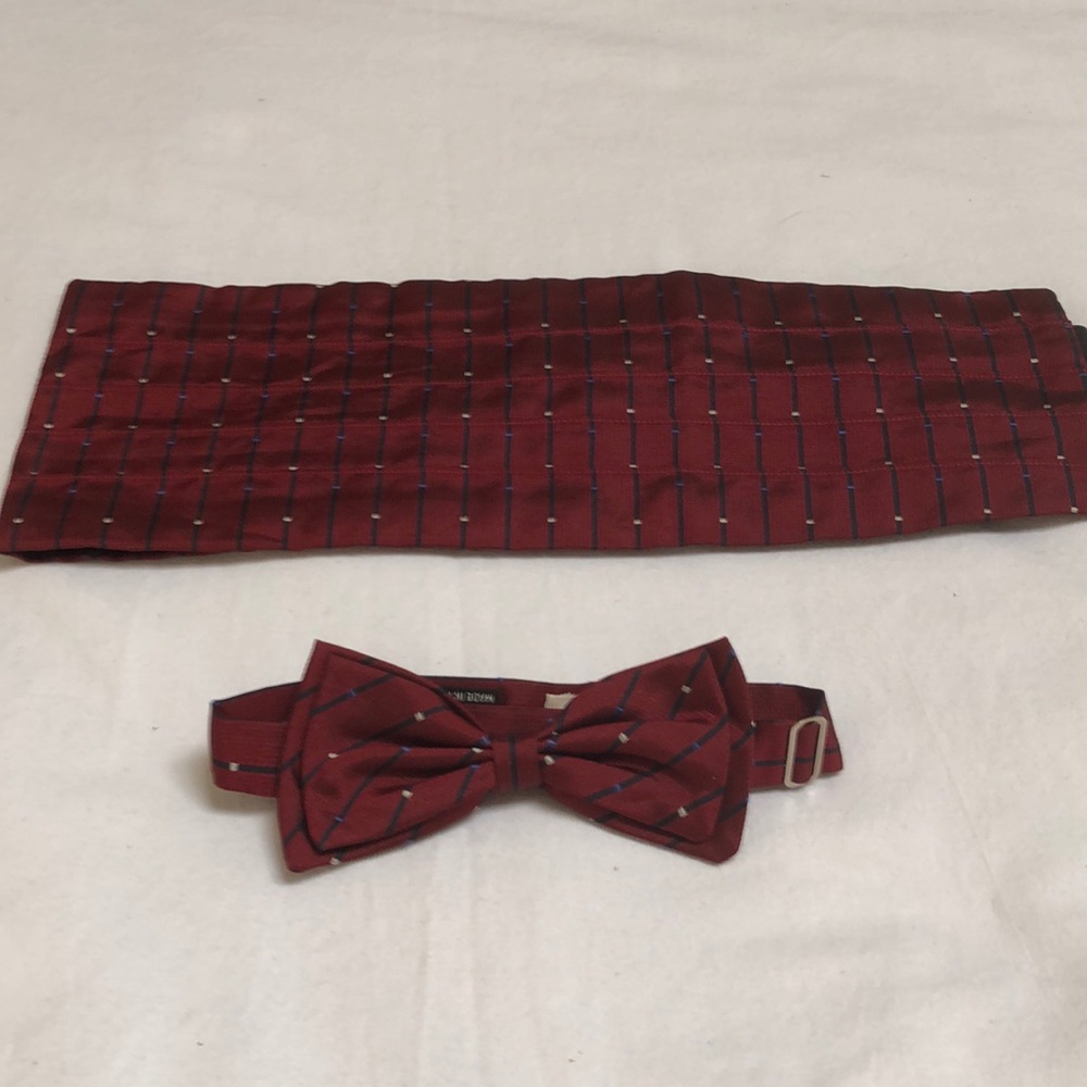 Gianni Versace bow tie and matching cummerbund